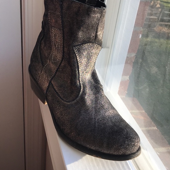 Charles by Charles David Dapper Metallic Ankle Boots sz 9 Suede Almond Toe EUC - Picture 11 of 11